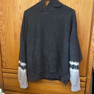 Pink tye dye pull over